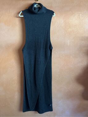 Skull Cashmere 100% Cashmere Black Sleeveless Turtleneck Sweater Tunic S